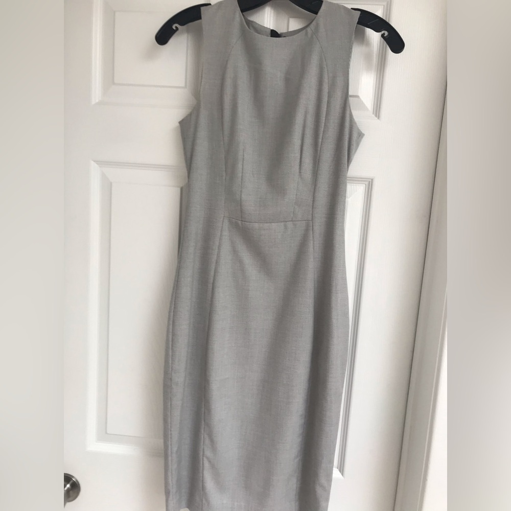 H&M. CLASSIC LIGHT GREY DRESS